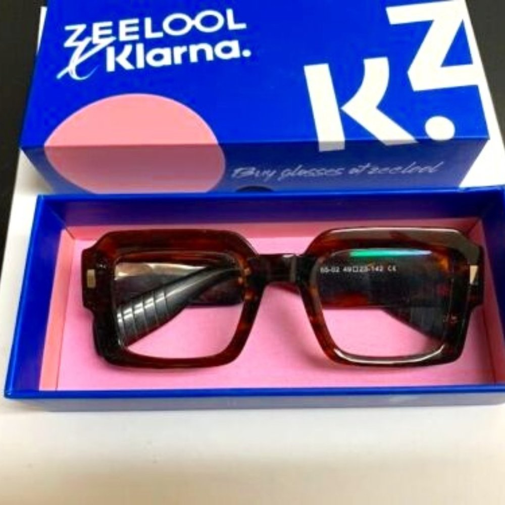 Zeelool Men Bobbee Square Reading Eyeglasses +2.25 | Brown | Medium